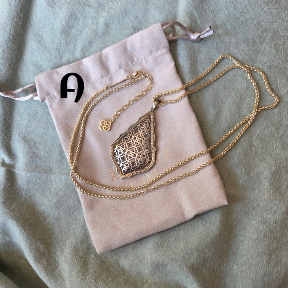 Kendra Scott - Arabesque "Aiden" Pendant Necklace
